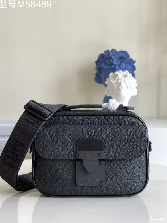VUITTON S LOUIS LOCK MESSENGER 0227